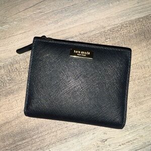 Kate Spade Laurel Way Small Shawn Leather Wallet – Black 🖤
